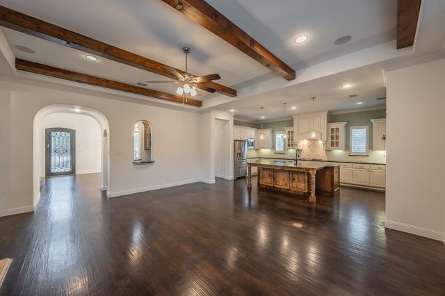 4016 Jasmine Fox Lane, Arlington, TX 76005