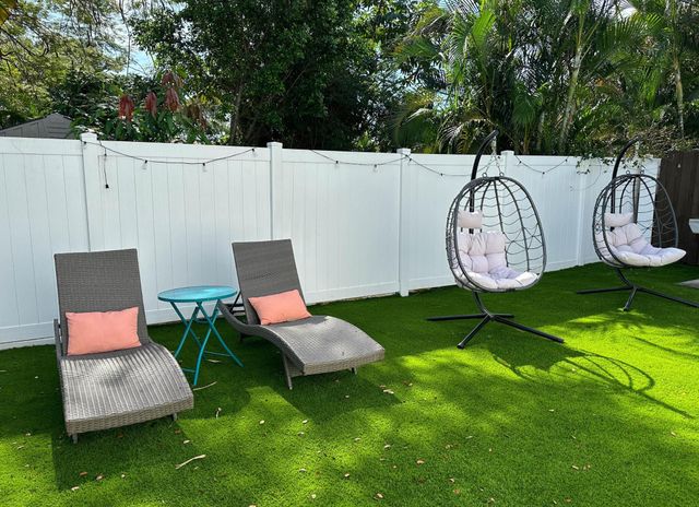 650 NE 15TH Street A - B, Fort Lauderdale, FL 33304