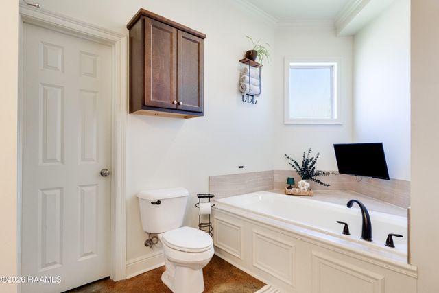 126 Caladium Court, Lafayette, LA 70508