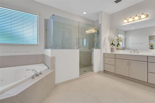 3794 NW 89th Way, Coral Springs, FL 33065