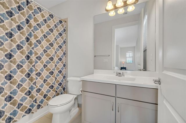 3794 NW 89th Way, Coral Springs, FL 33065
