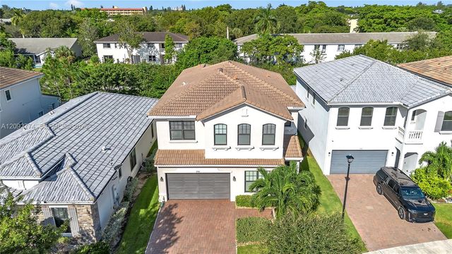 3794 NW 89th Way, Coral Springs, FL 33065