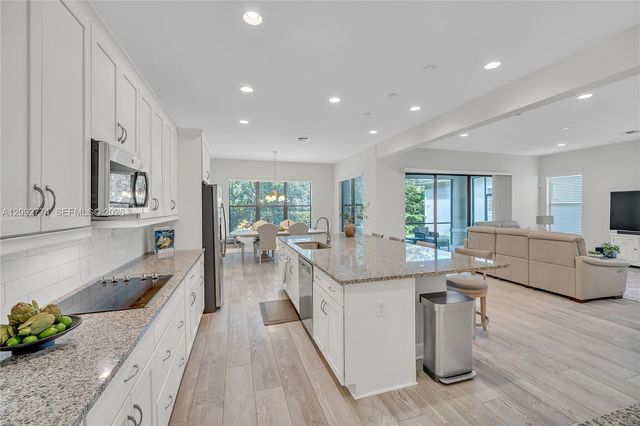 3794 NW 89th Way, Coral Springs, FL 33065