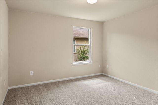 1102 Mitchell DR, Hutto, TX 78634