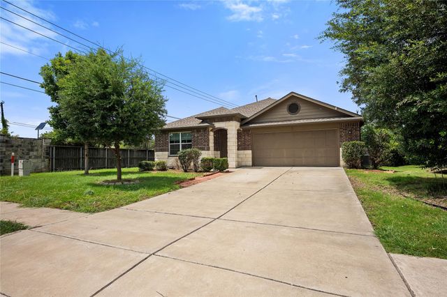 1102 Mitchell DR, Hutto, TX 78634