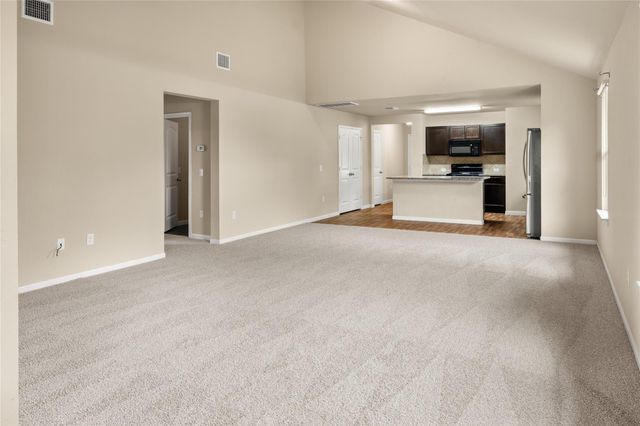 1102 Mitchell DR, Hutto, TX 78634