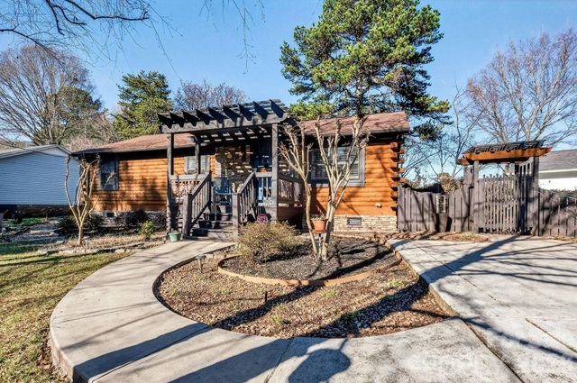 20935 Sierra Vista Drive, Cornelius, NC 28031