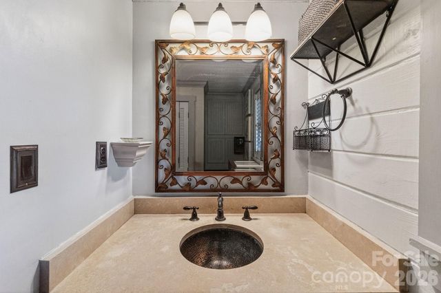 20935 Sierra Vista Drive, Cornelius, NC 28031