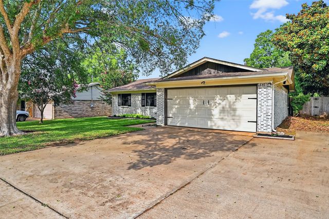 2619 Brookhollow Drive, Denison, TX 75020