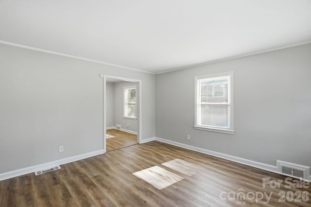 4400 Welling Avenue, Charlotte, NC 28208