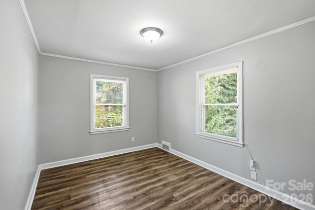 4400 Welling Avenue, Charlotte, NC 28208