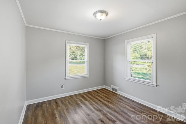 4400 Welling Avenue, Charlotte, NC 28208