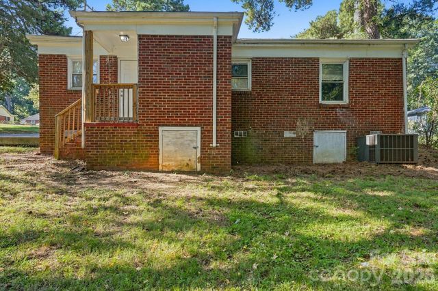 4400 Welling Avenue, Charlotte, NC 28208