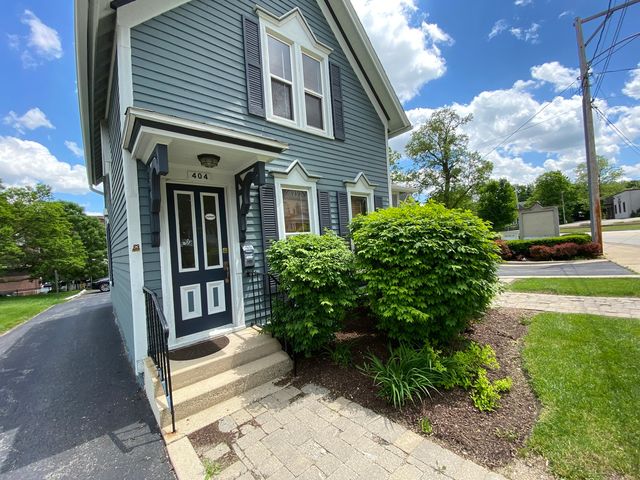 404 S 2nd Street, St. Charles, IL 60174