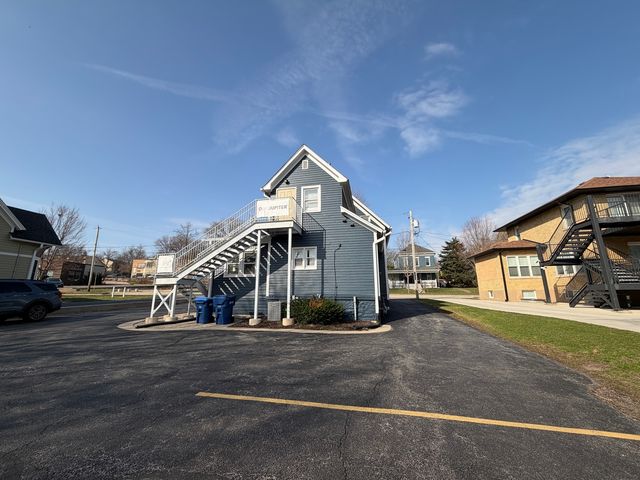 404 S 2nd Street, St. Charles, IL 60174