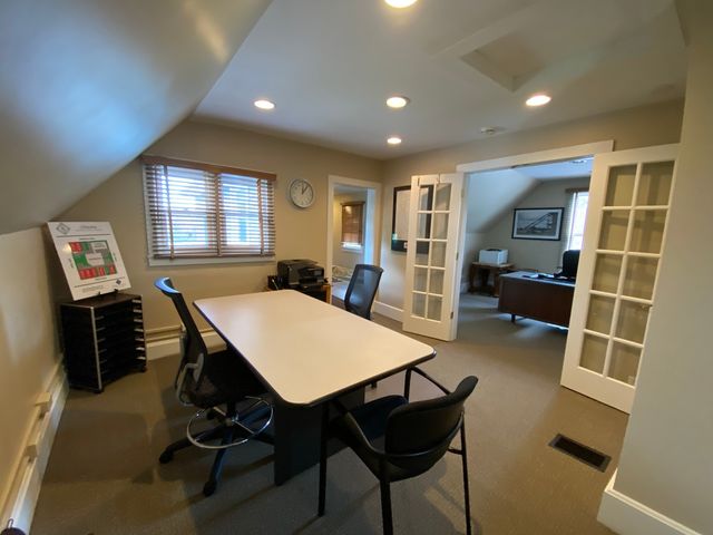 404 S 2nd Street, St. Charles, IL 60174