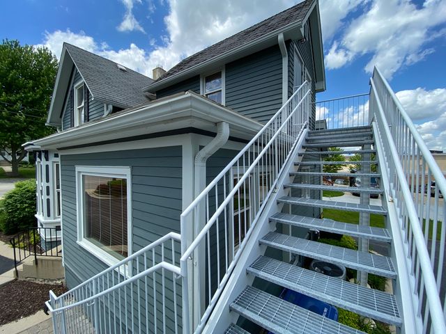 404 S 2nd Street, St. Charles, IL 60174