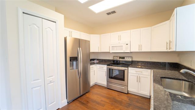 2264 HILLSHIRE DRIVE, Orlando, FL 32828