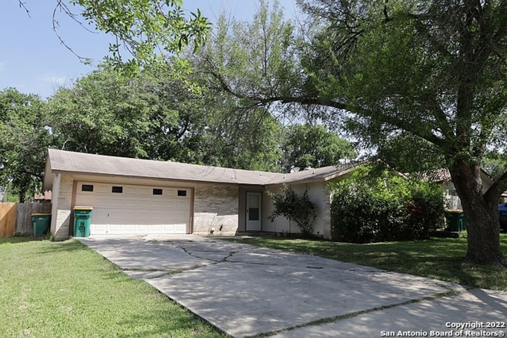 531 Erna, Converse, TX 78109