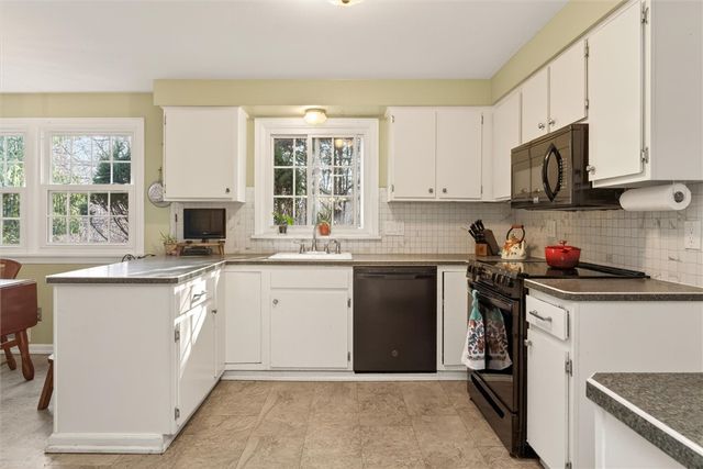 8 Mountain Rise, Perinton, NY 14450