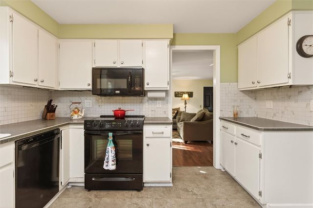 8 Mountain Rise, Perinton, NY 14450