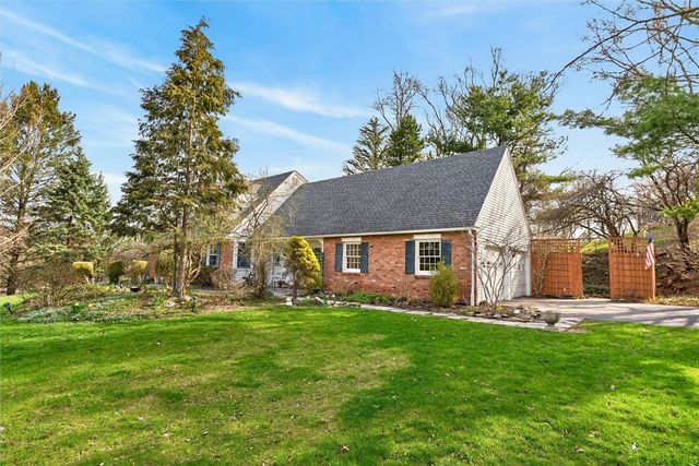 8 Mountain Rise, Perinton, NY 14450