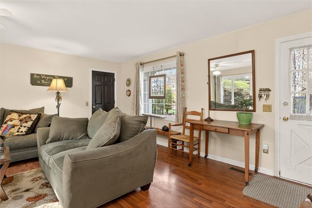 8 Mountain Rise, Perinton, NY 14450