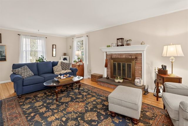 8 Mountain Rise, Perinton, NY 14450