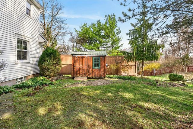 8 Mountain Rise, Perinton, NY 14450