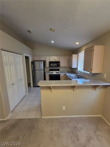 3913 Hampton Grove Court, Las Vegas, NV 89129