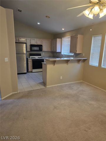 3913 Hampton Grove Court, Las Vegas, NV 89129
