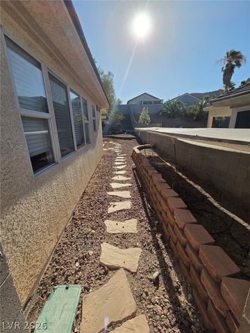 3913 Hampton Grove Court, Las Vegas, NV 89129