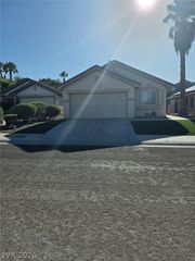 3913 Hampton Grove Court, Las Vegas, NV 89129