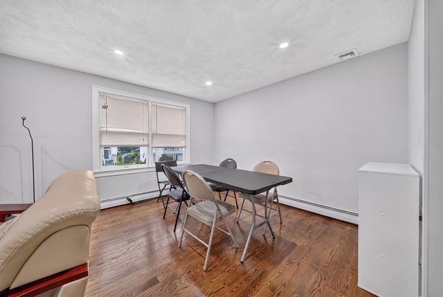 40 Delta Ter 40, Malden, MA 02148