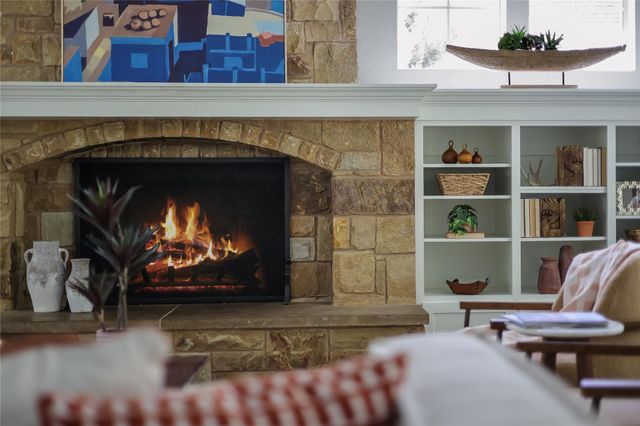 1296 Trebled Waters TRL, Driftwood, TX 78619