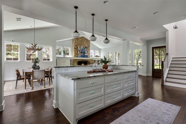 1296 Trebled Waters TRL, Driftwood, TX 78619