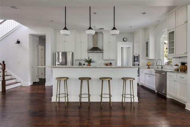 1296 Trebled Waters TRL, Driftwood, TX 78619