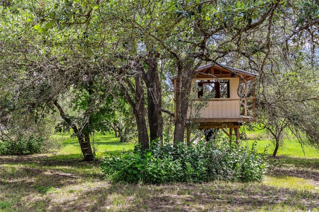 1296 Trebled Waters TRL, Driftwood, TX 78619