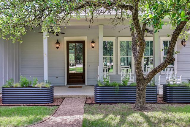 1296 Trebled Waters TRL, Driftwood, TX 78619