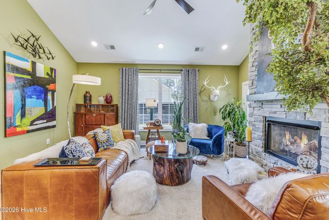 87 Northeast Drive NW, Calabash, NC 28467