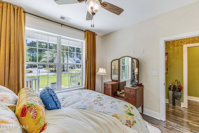 87 Northeast Drive NW, Calabash, NC 28467