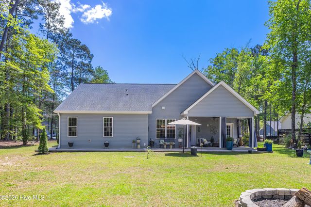 87 Northeast Drive NW, Calabash, NC 28467