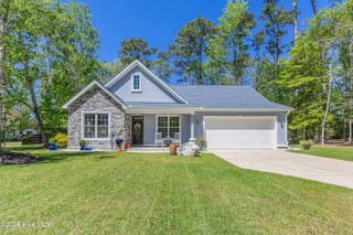 87 Northeast Drive NW, Calabash, NC 28467