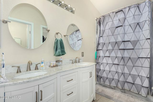 7888 S Lauder Street, Tucson, AZ 85747