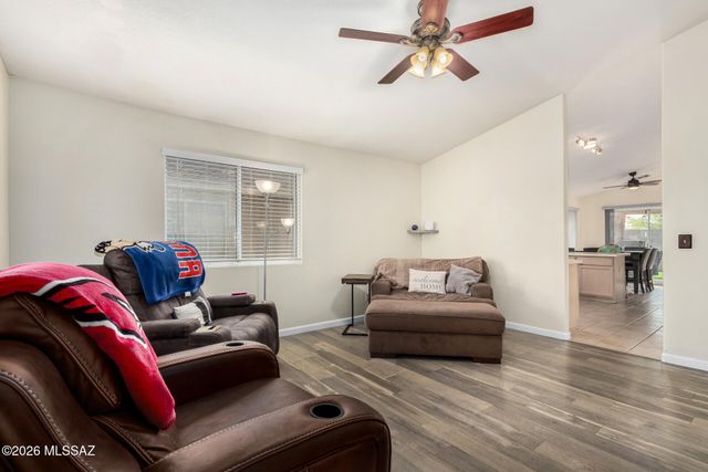 7888 S Lauder Street, Tucson, AZ 85747