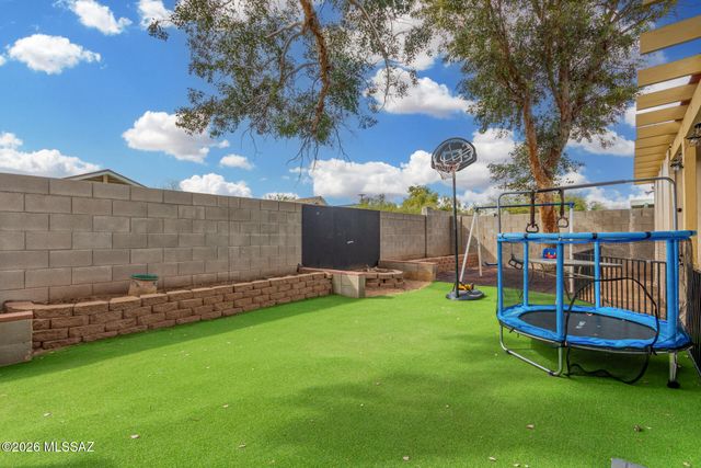 7888 S Lauder Street, Tucson, AZ 85747