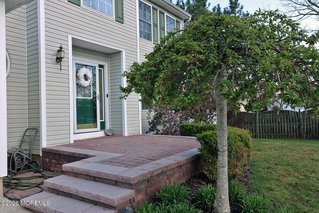 429 Mermaid Drive, Manahawkin, NJ 08050