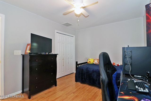 429 Mermaid Drive, Manahawkin, NJ 08050