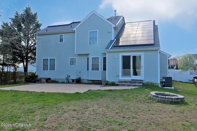 429 Mermaid Drive, Manahawkin, NJ 08050