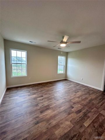 50 Byrd Drive, Sikeston, MO 63801